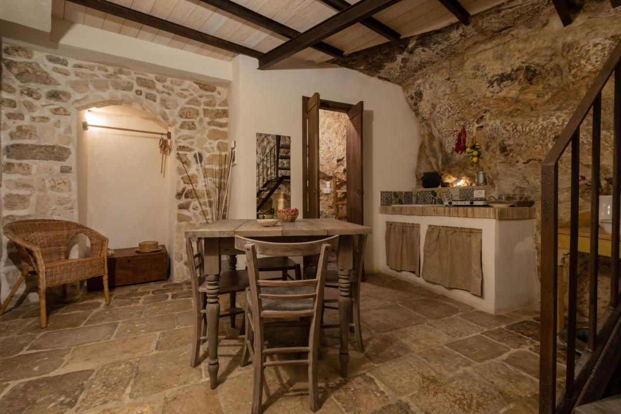 Case-Grotte Degli Avi, Esperienza Abitativa In Grotta Modica Bagian luar foto