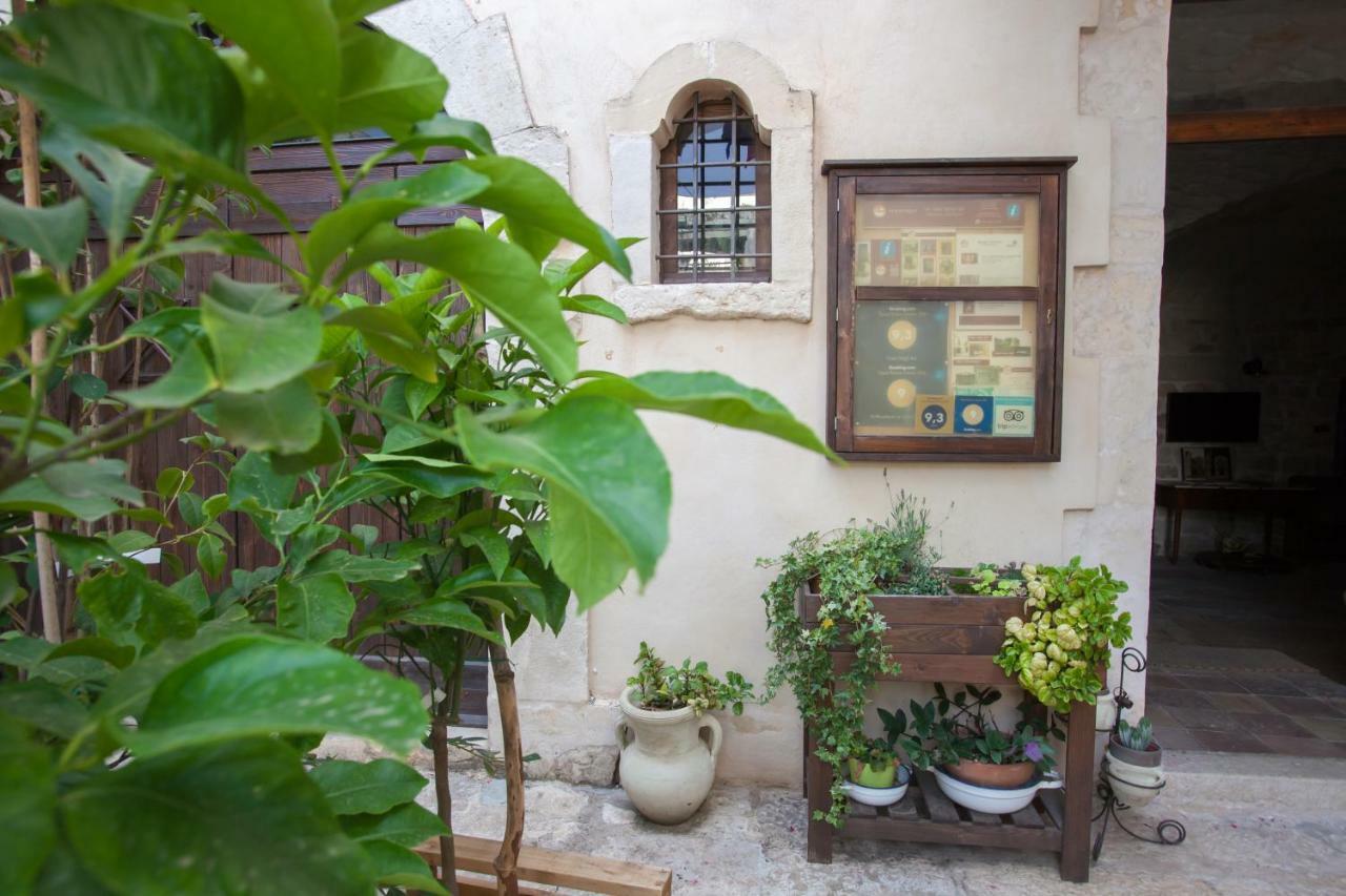 Case-Grotte Degli Avi, Esperienza Abitativa In Grotta Modica Bagian luar foto