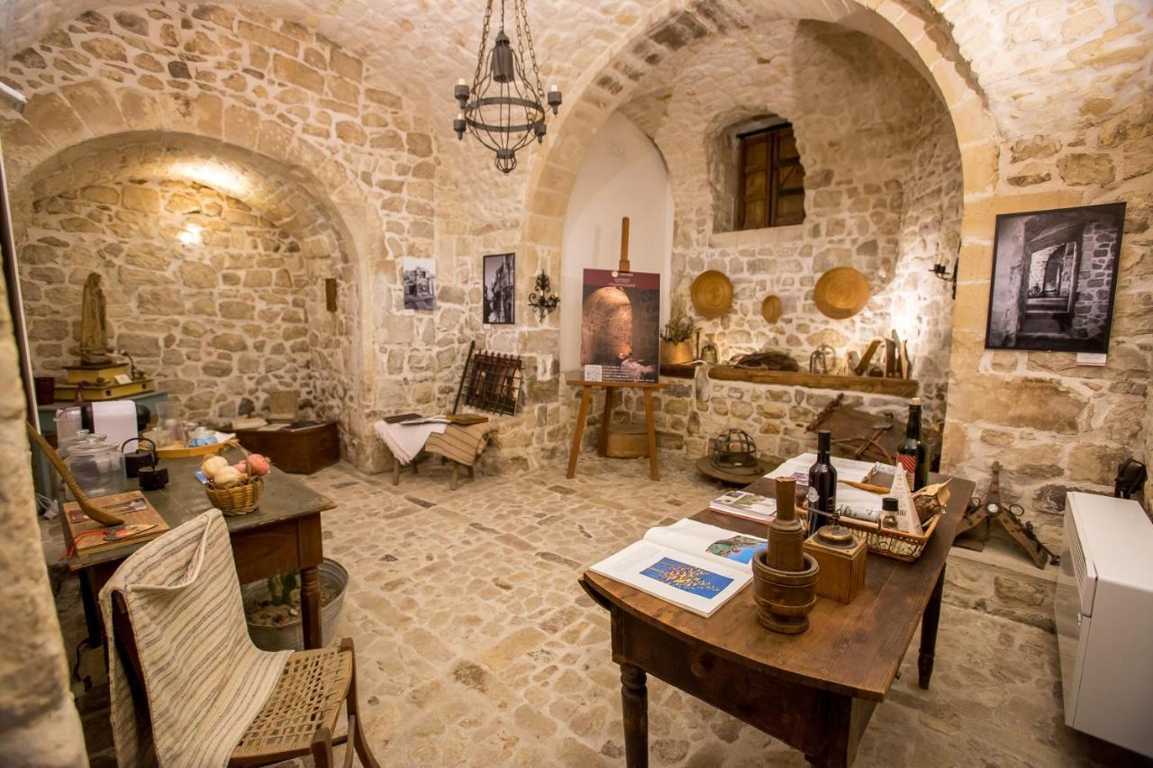 Case-Grotte Degli Avi, Esperienza Abitativa In Grotta Modica Bagian luar foto