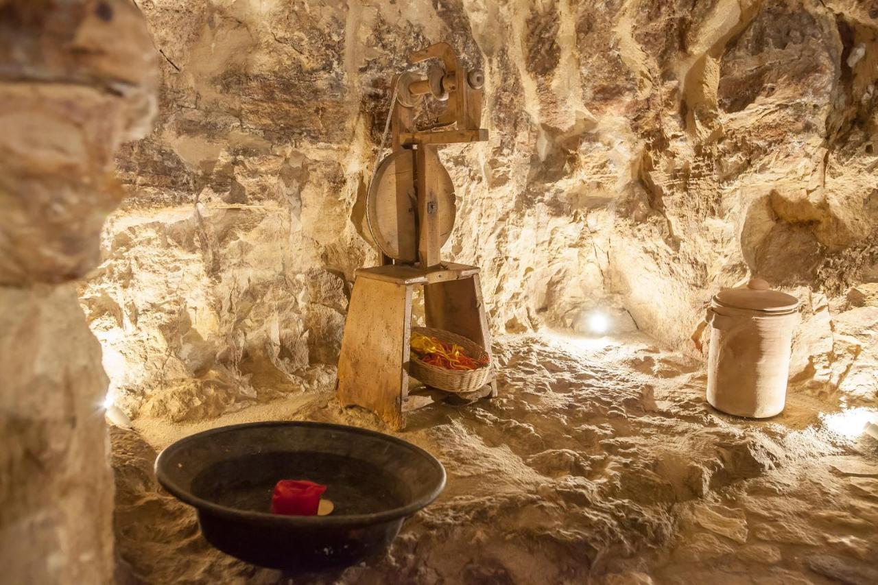 Case-Grotte Degli Avi, Esperienza Abitativa In Grotta Modica Bagian luar foto